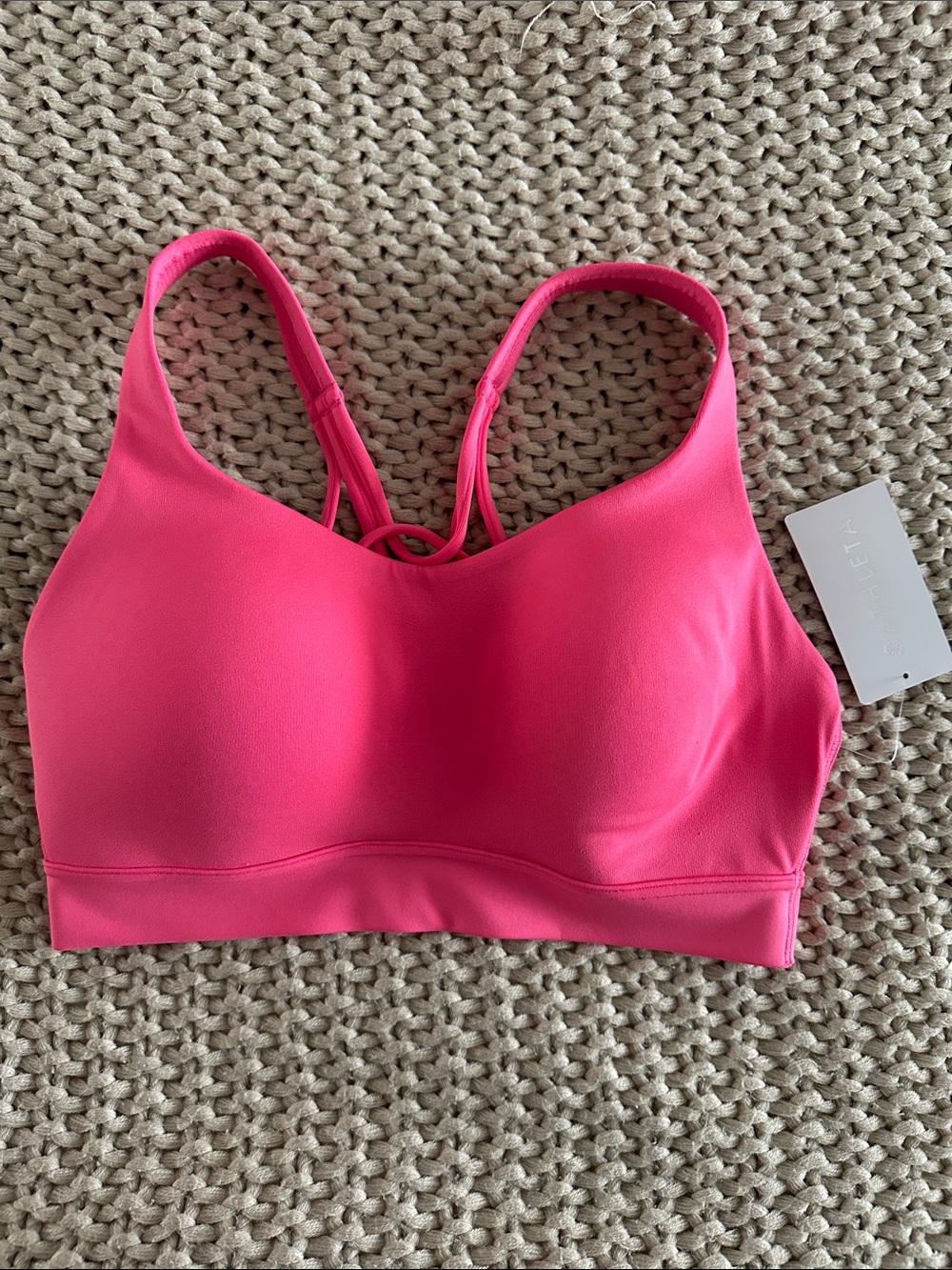 NWT Athleta Perfect Form Sports Bra Small D/DD cups